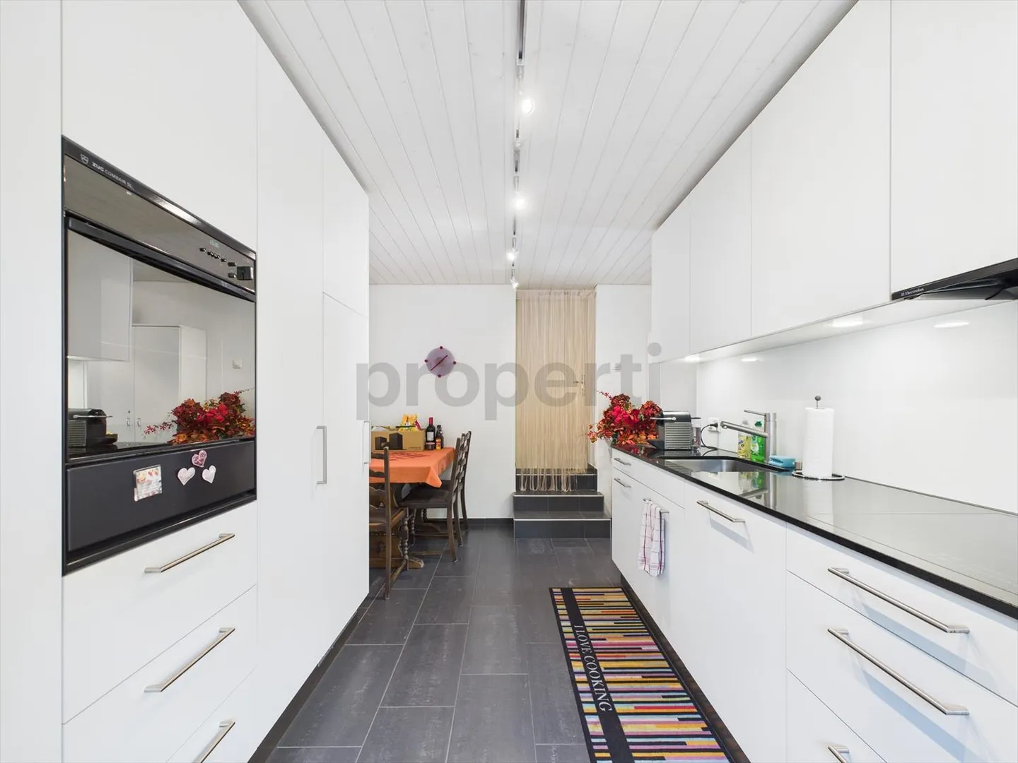 Appartement à louer - Photo 2 sur 9