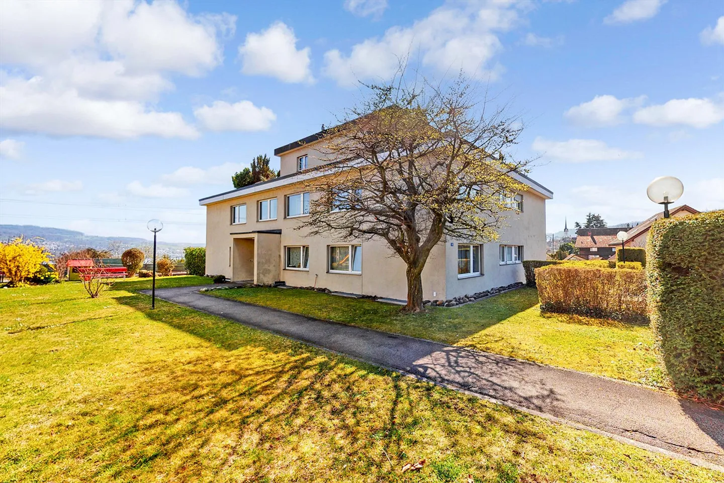 Place de Parking à Thalwil - Photo 1 sur 1