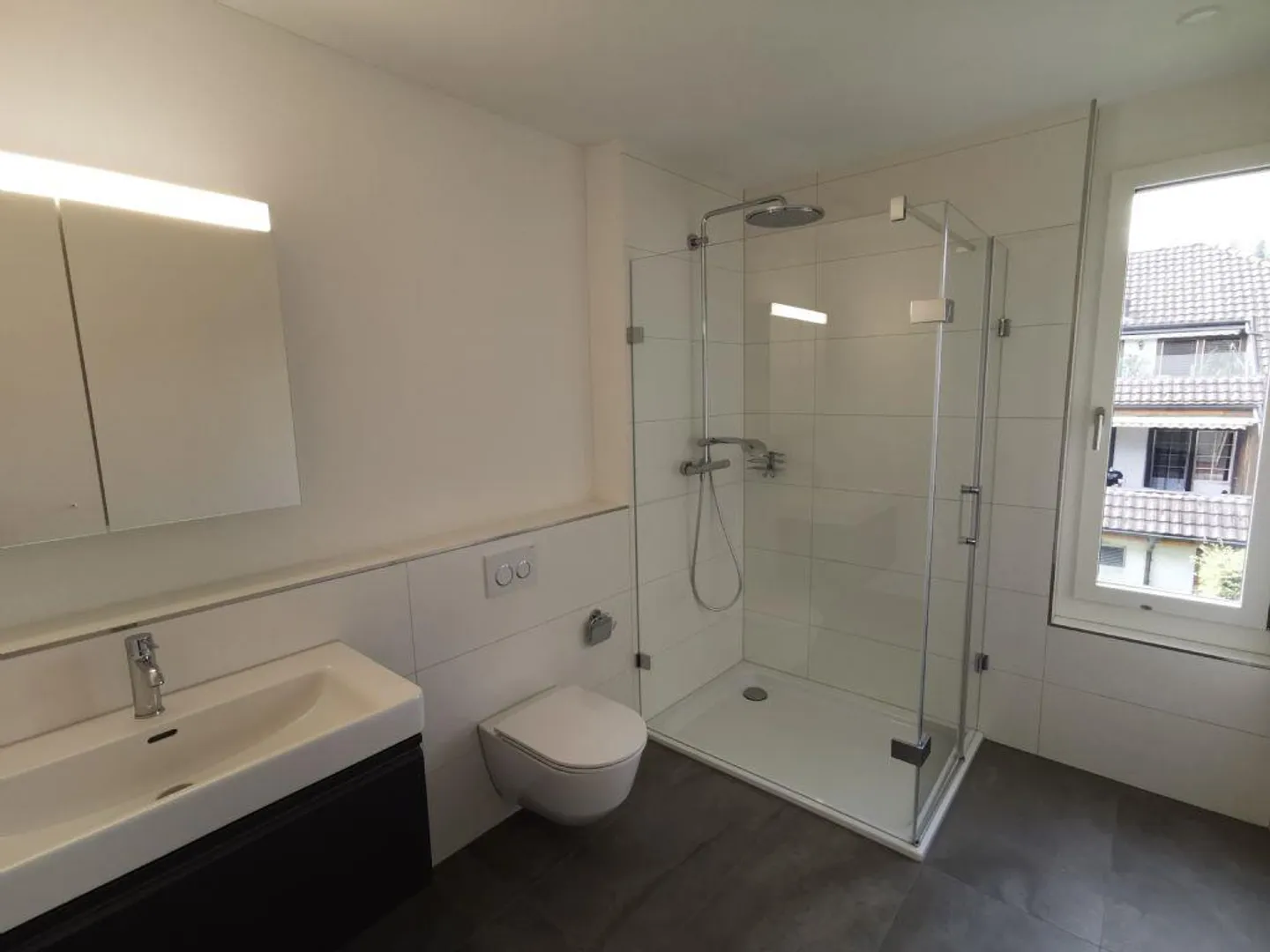 MODERN | RURAL | SUBTENANT WANTED - Photo 6 of 6