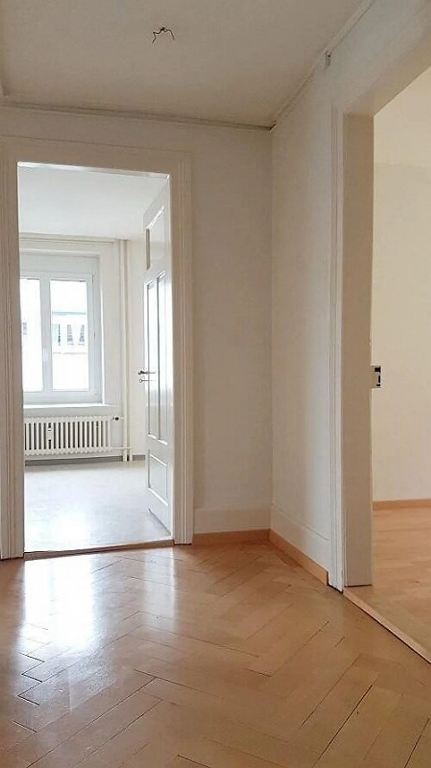 Cozy Living Near Children's Hospital - Photo 6 of 6