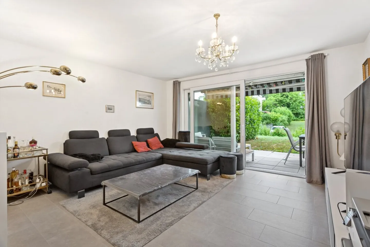 2.5 pces à Avenches avec terrasse, jardin et balcon privatif - Photo 1 sur 12