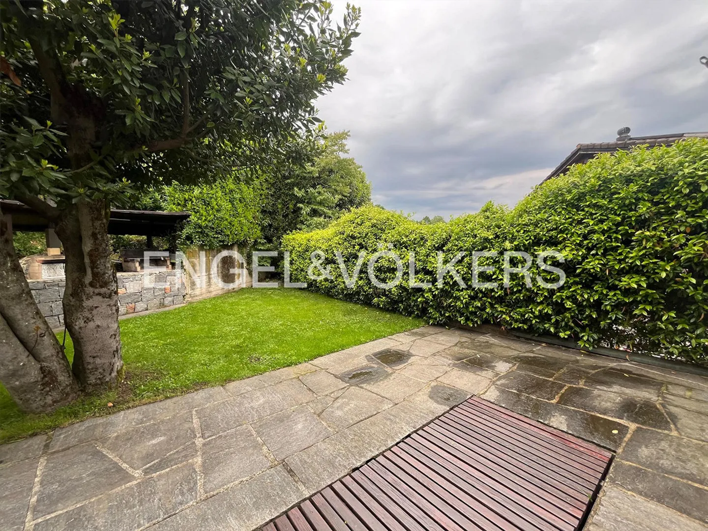Beautiful House in Residential Area - Photo 12 of 12