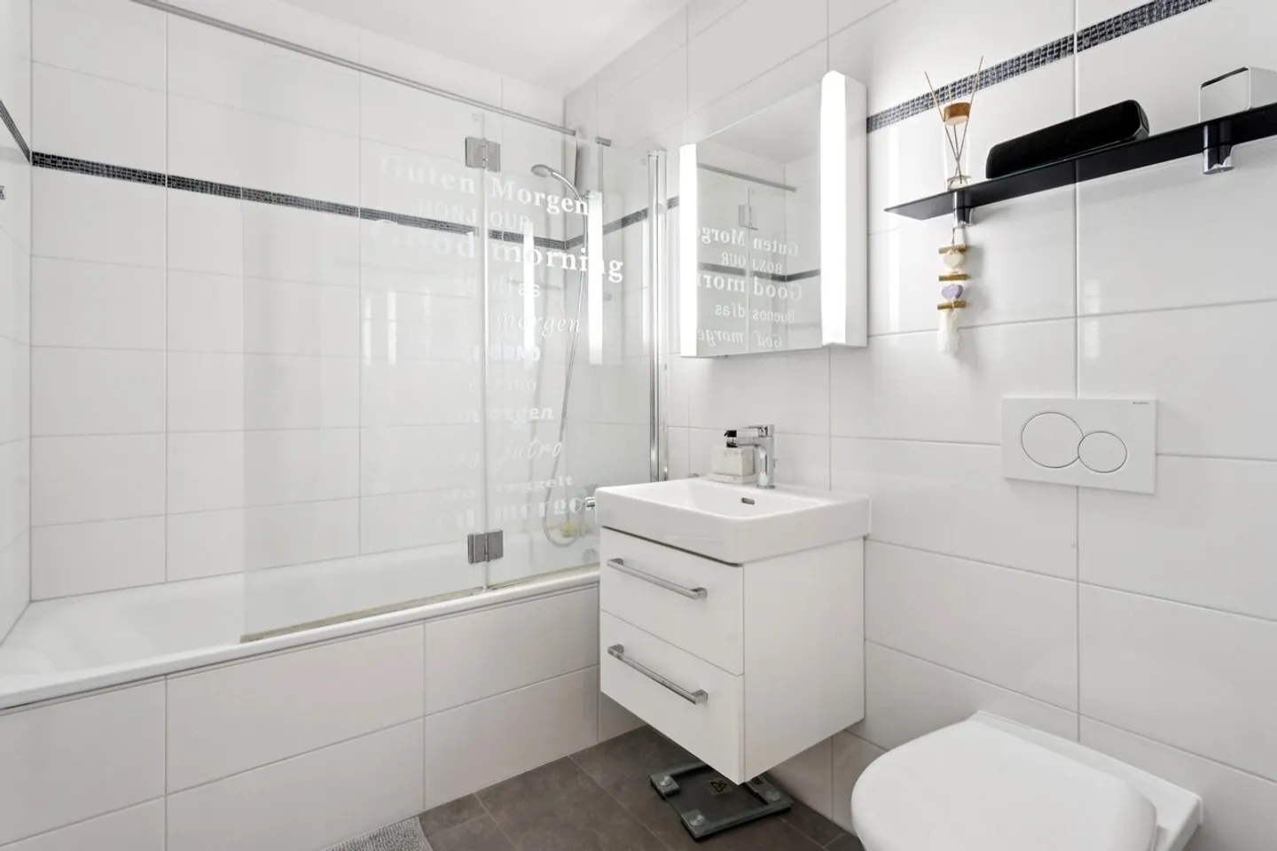 2.5 pces à Avenches avec terrasse, jardin et balcon privatif - Photo 6 sur 12