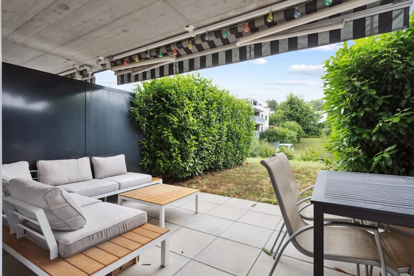 2.5 pces à Avenches avec terrasse, jardin et balcon privatif - Photo 9 sur 12