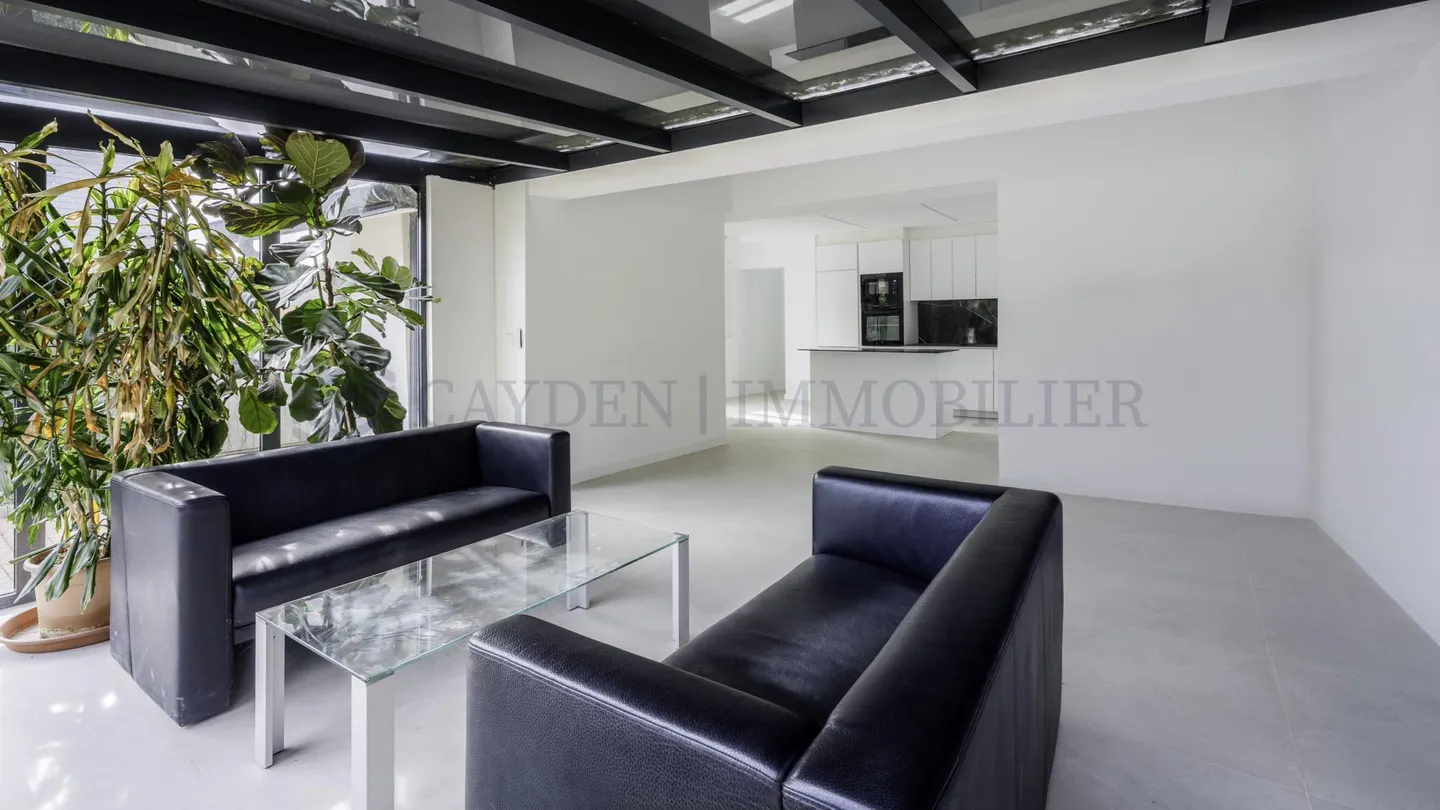 Renoviertes Haus mit Garten und unabhängiger Wohnung - Foto 1 von 11