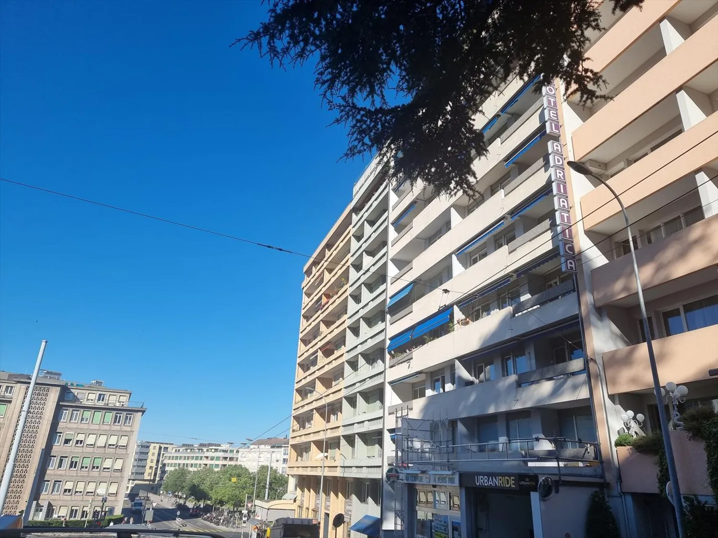 Studio bien situé - idéal pour les investisseurs - Photo 4 sur 4