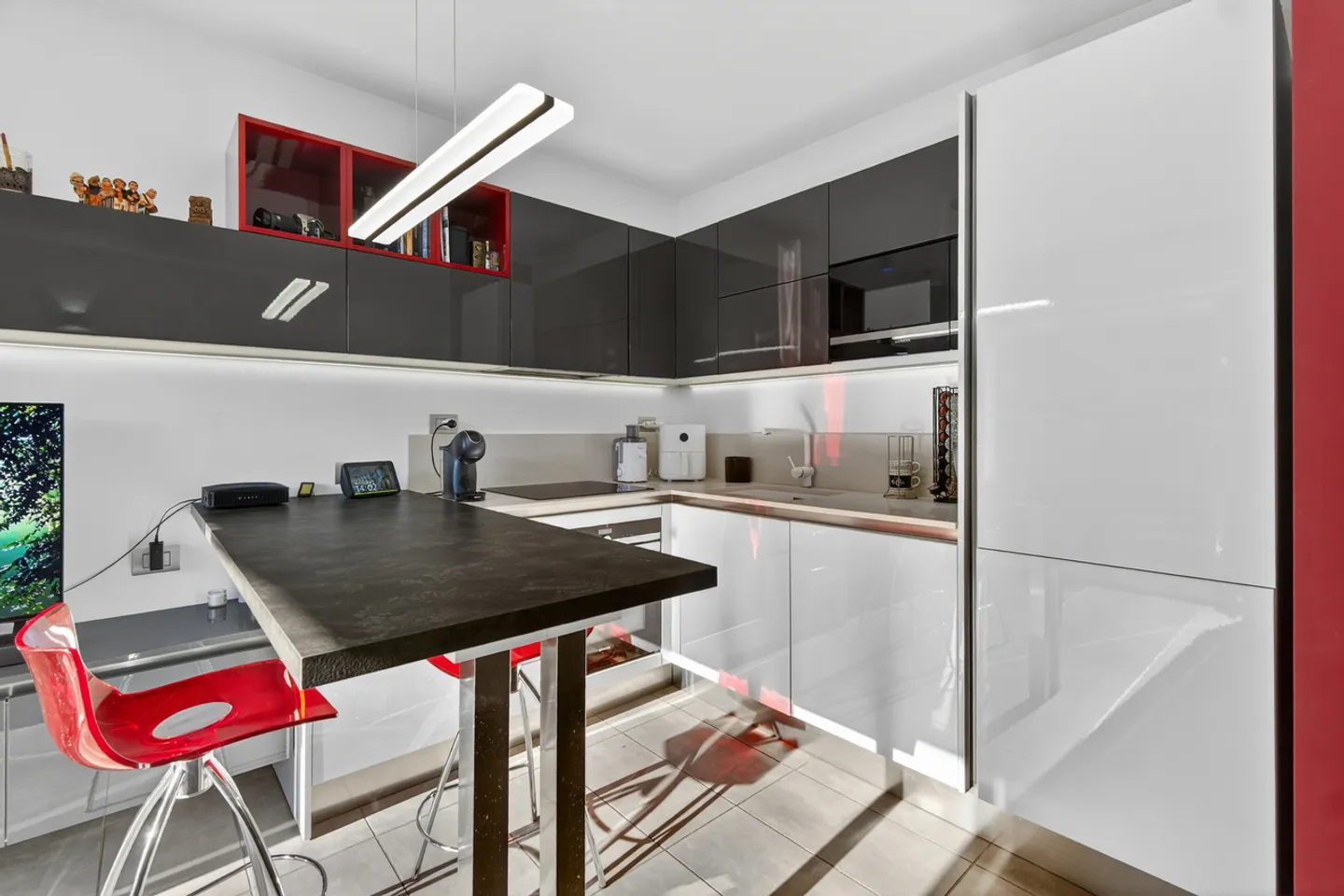 Appartement moderne avec jardin - Photo 7 sur 13