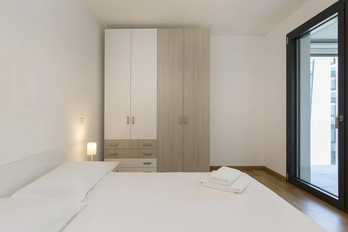 Ampio appartamento di 4,5 locali, centrale e vicino alle università di Lugano - Foto 8 di 13