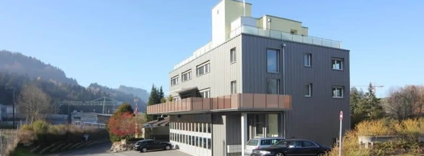 Spazio commerciale attraente sull'asse principale Pfäffikon – Gotthard - Foto 4 di 6