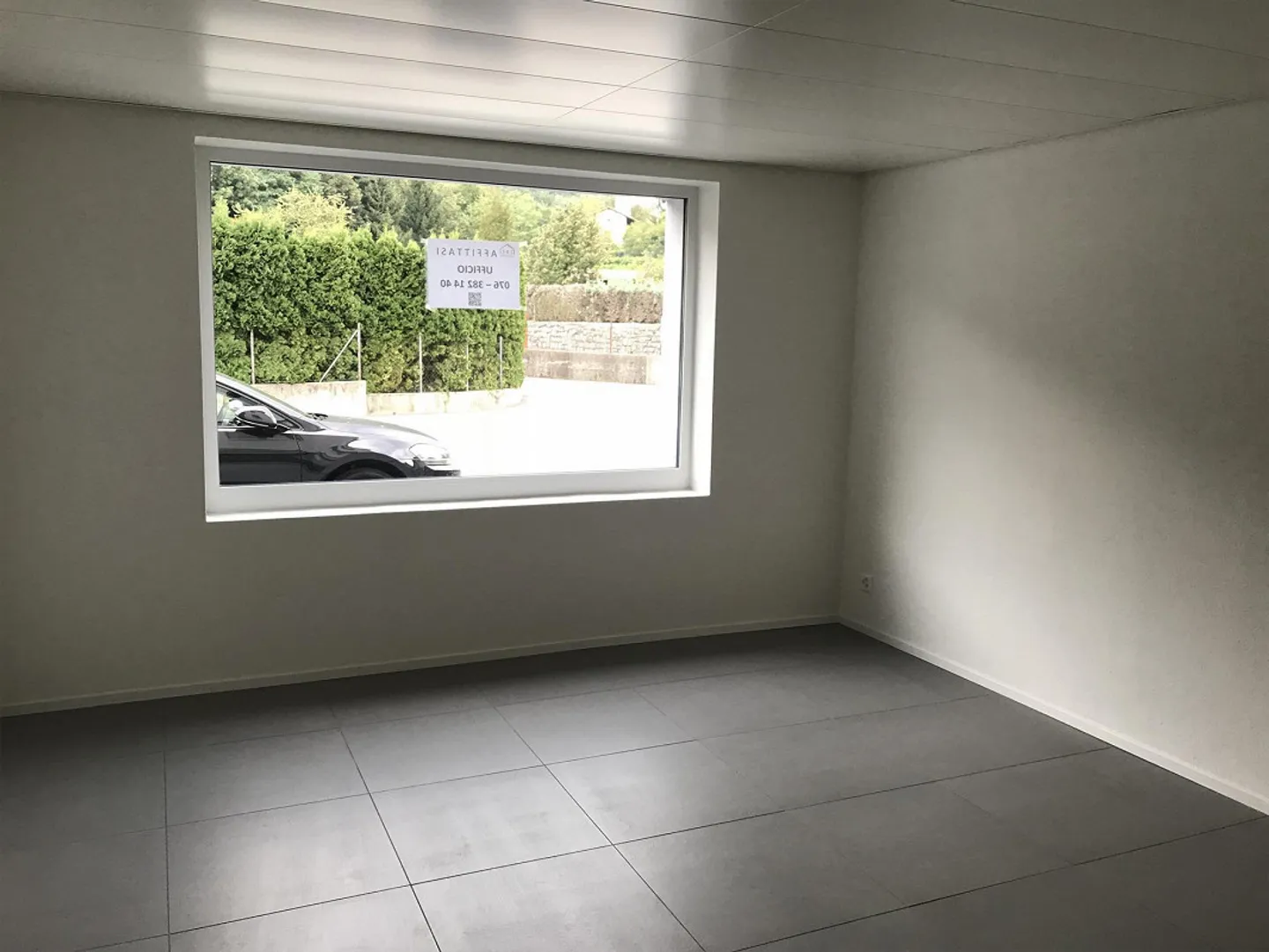 Besazio Büro/Geschäft mit Schaufenstern - Foto 4 von 8