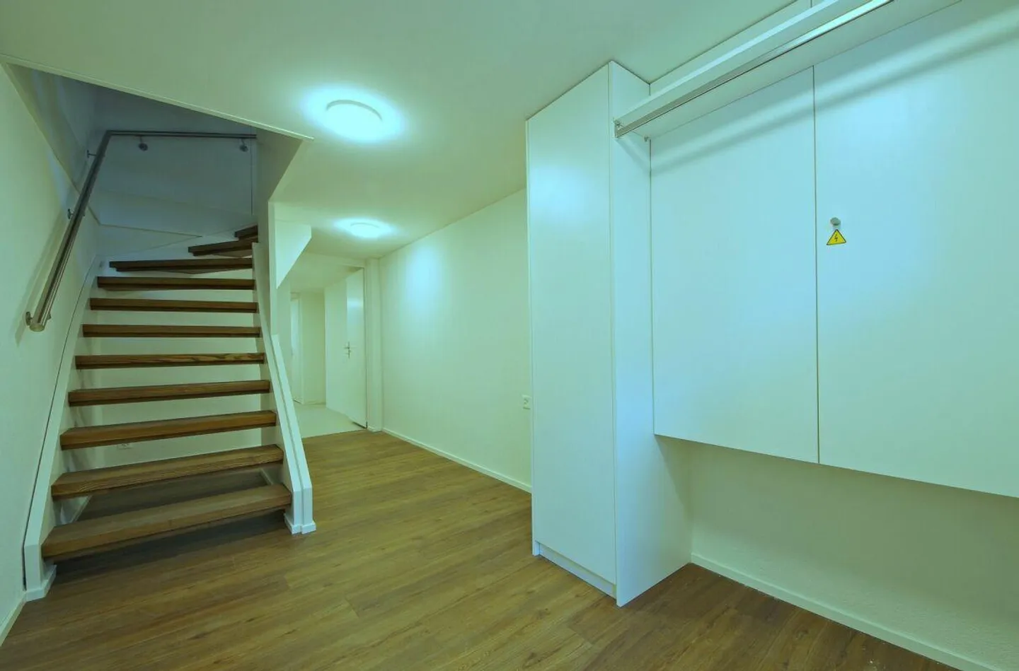 2.5-ROOM HOUSE PART - Photo 8 of 9