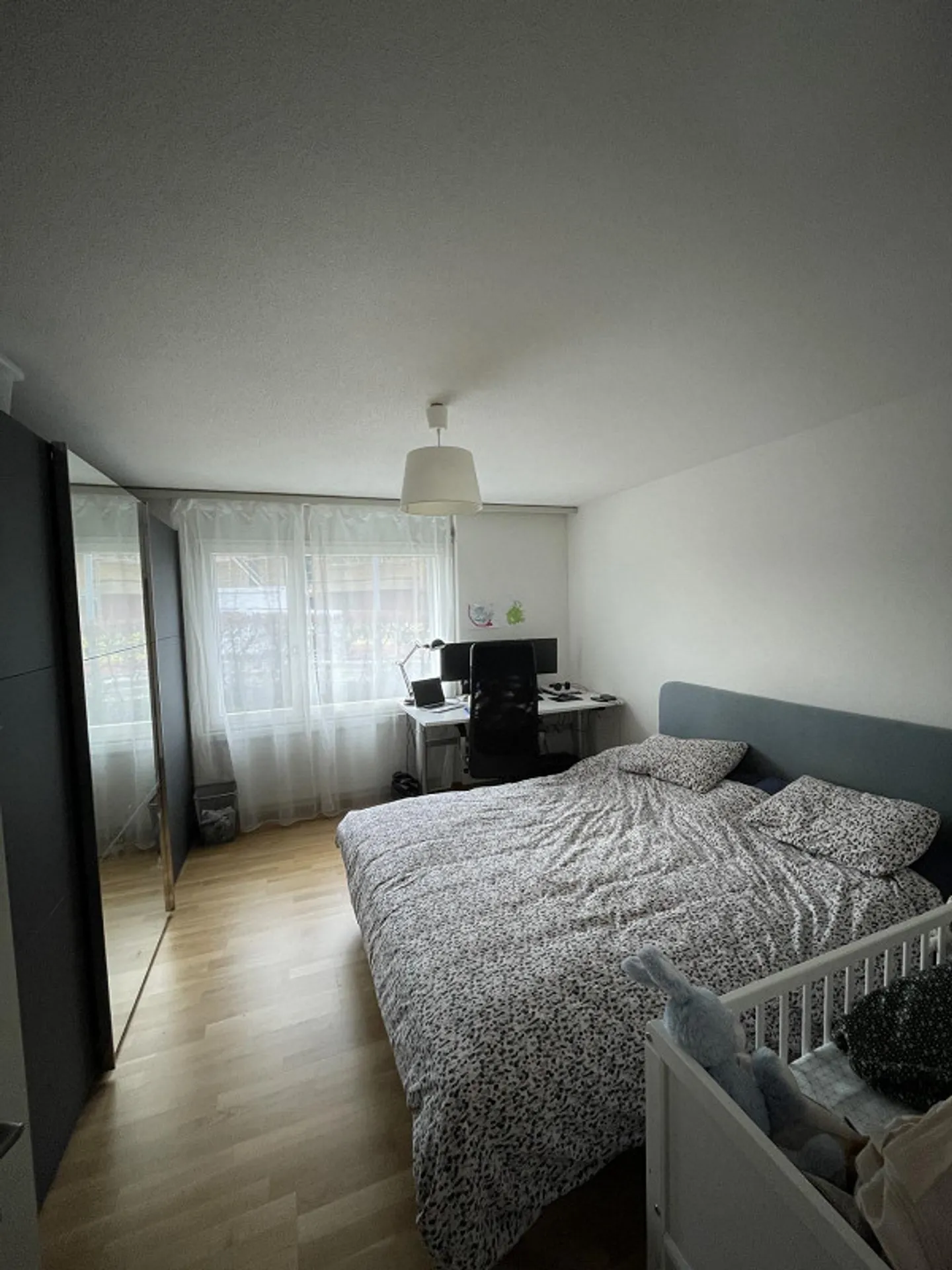 Luminoso appartamento di 3,5 stanze con area giardino a Bassersdorf - Foto 4 di 7