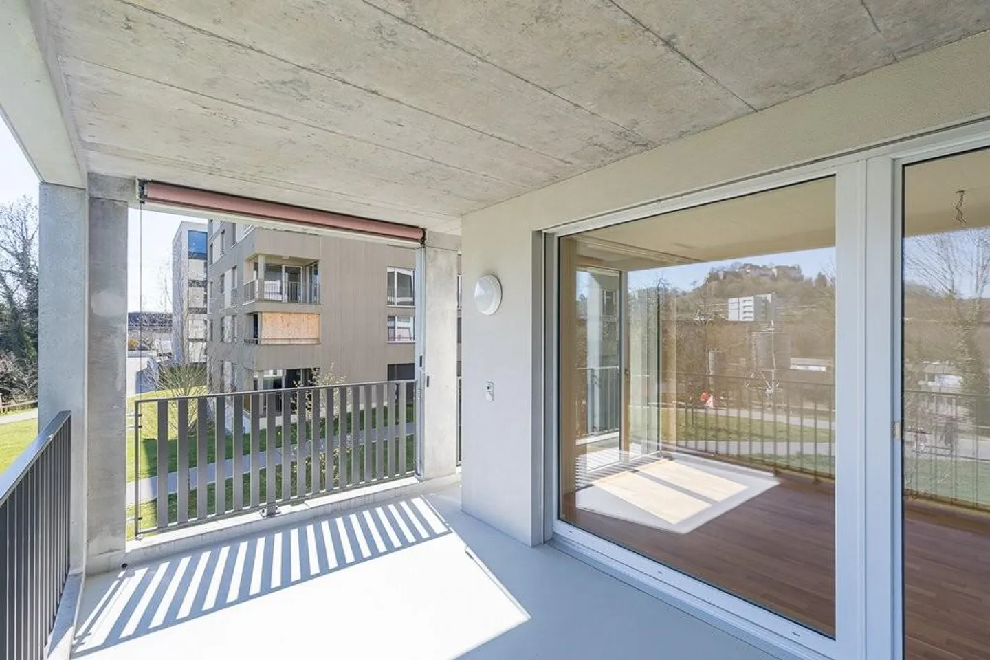 MIETEN OHNE MIETKAUTION - 3.5 Zimmerwohnung mit Sicht auf das Schloss - Foto 7 von 7