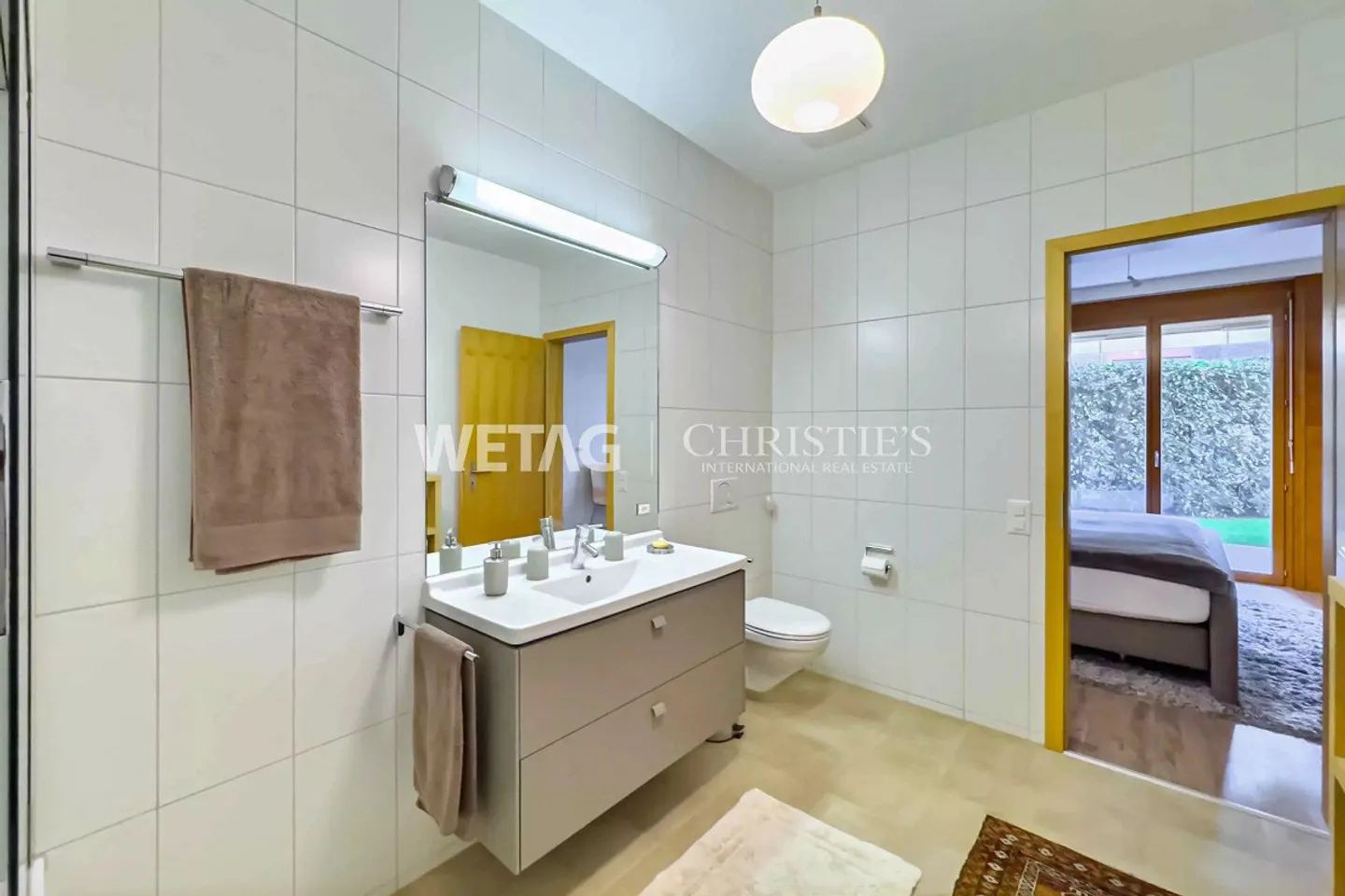 In the heart of Ascona, modern apartment with private garden for sale - Photo 7 of 13