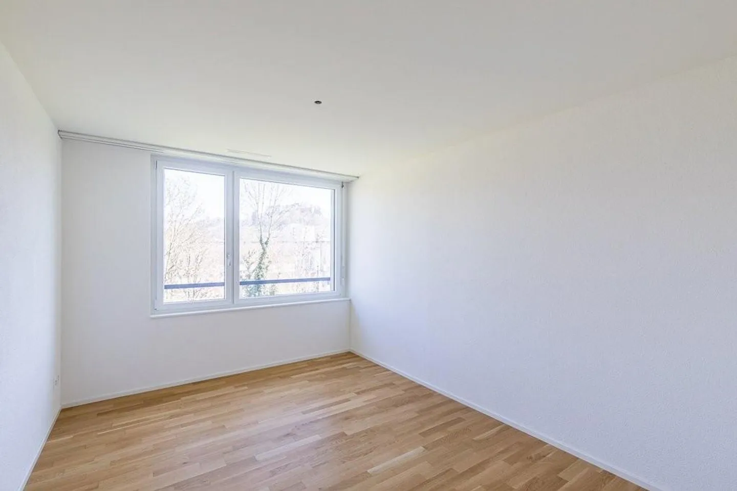 MIETEN OHNE MIETKAUTION - 3.5 Zimmerwohnung mit Sicht auf das Schloss - Foto 5 von 7