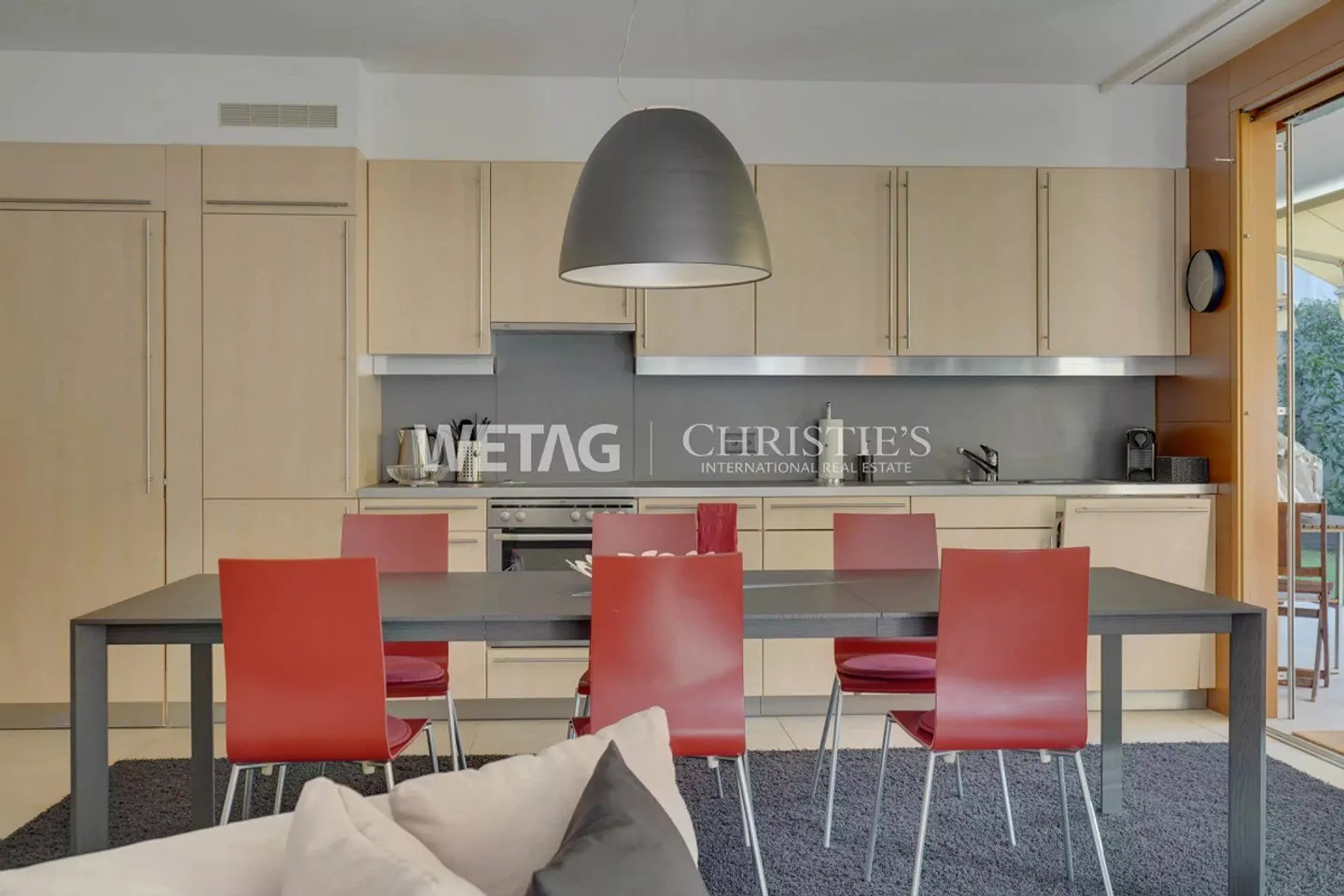 In the heart of Ascona, modern apartment with private garden for sale - Photo 10 of 13