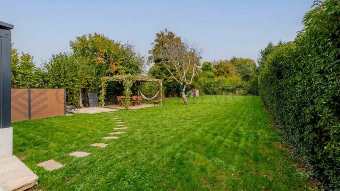 Renoviertes Haus mit Garten und unabhängiger Wohnung - Foto 9 von 11
