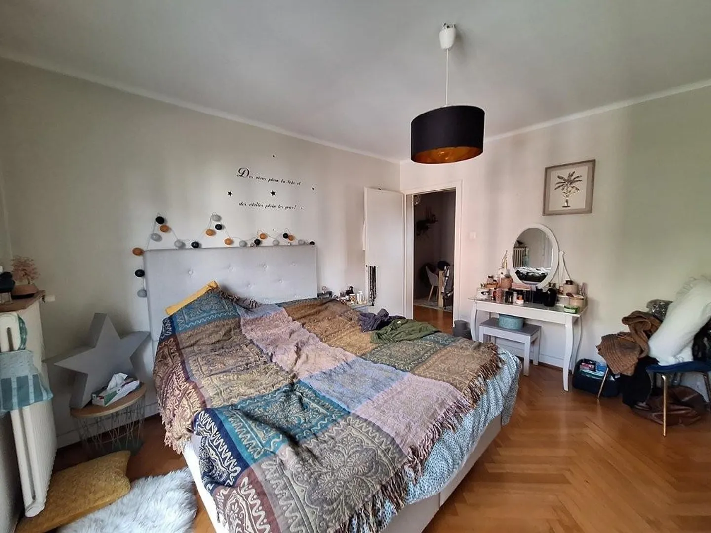 Appartement Charmant avec Vue sur le Lac - Photo 3 sur 6