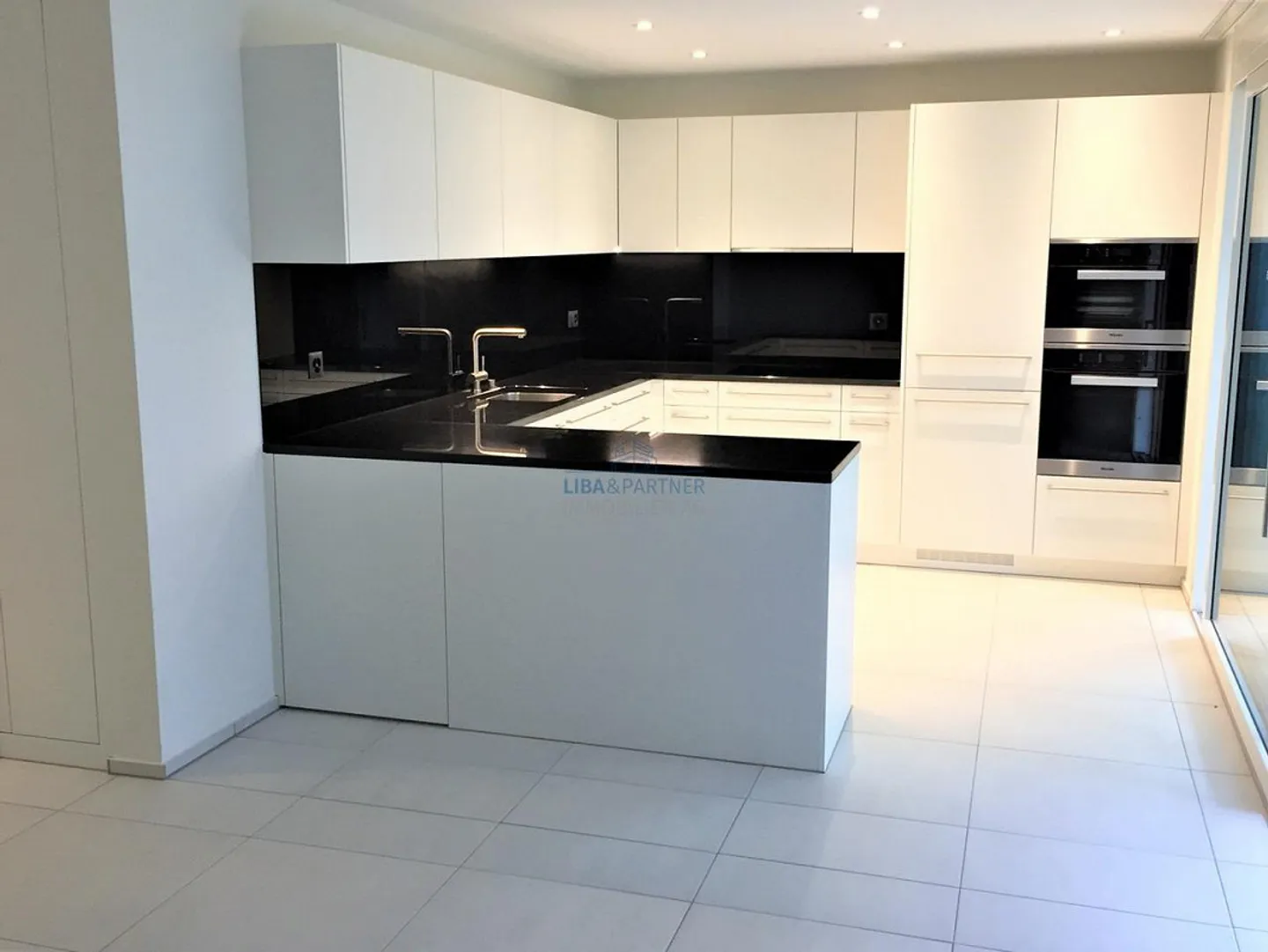 Apartment for sale - Photo 2 of 6