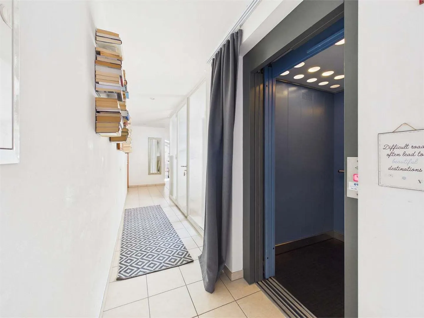 Attico luminoso con vista lago - Foto 13 di 13