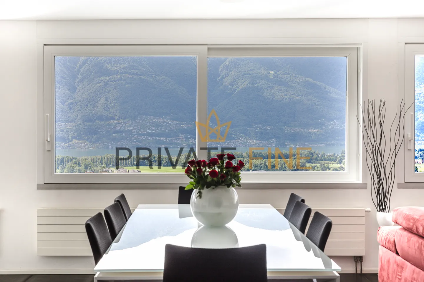 Belle et moderne villa avec vue fantastique sur le lac - Photo 6 sur 11