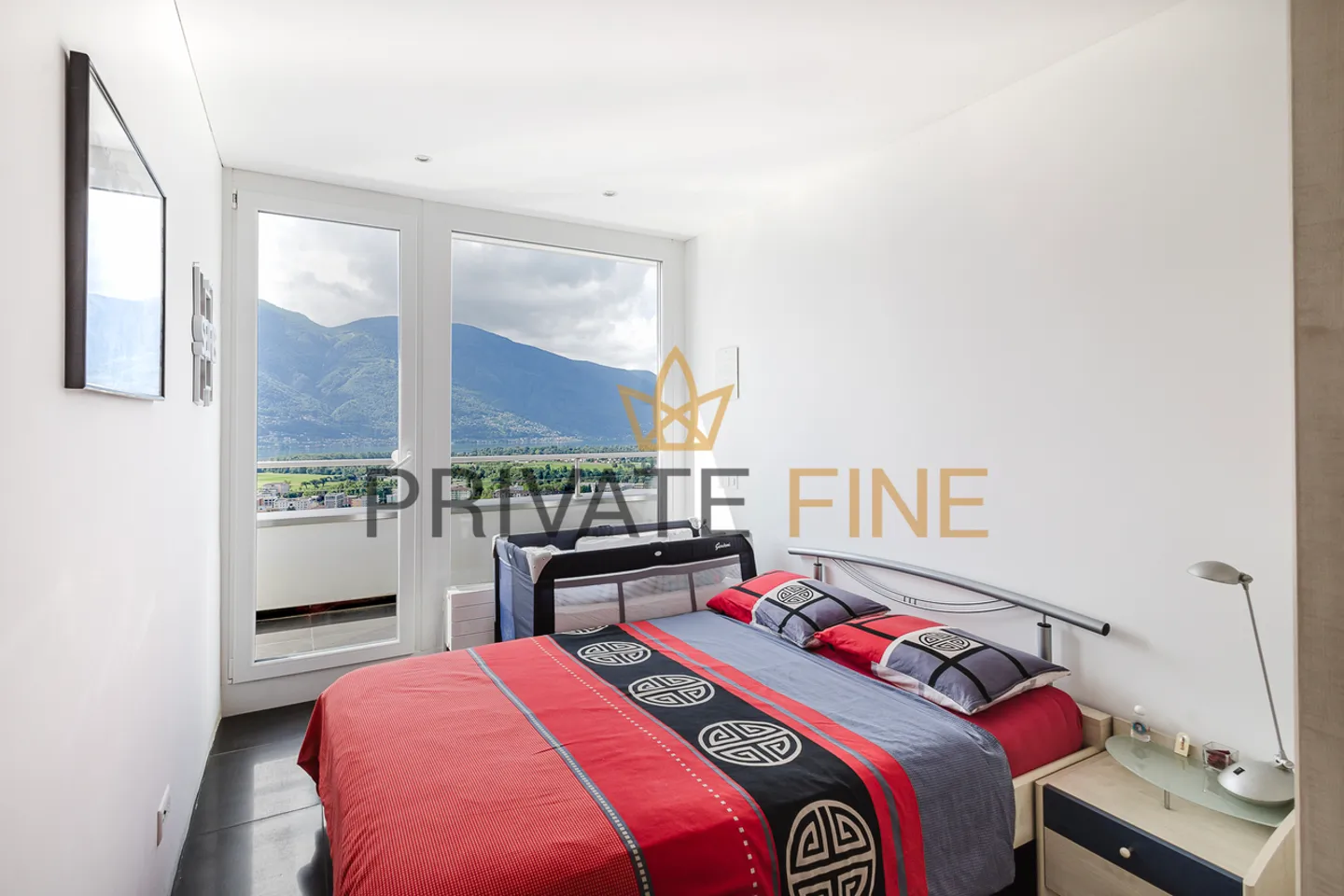 Belle et moderne villa avec vue fantastique sur le lac - Photo 11 sur 11