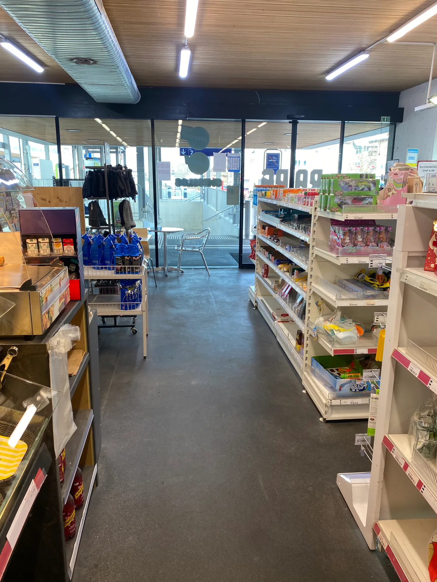 Property for sale - Photo 7 of 15