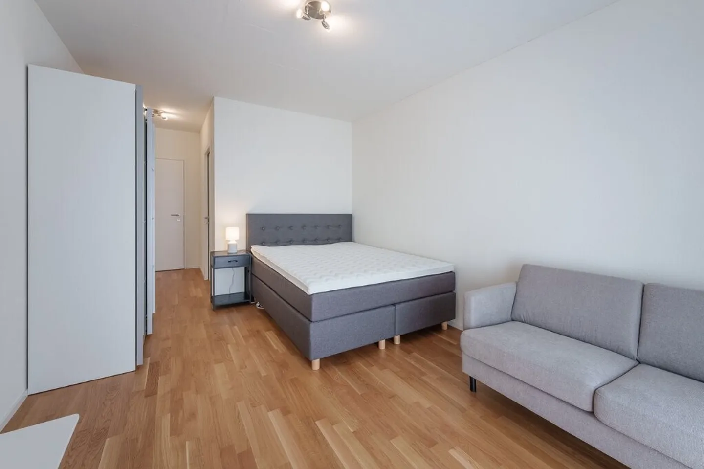 Looking for the right furnished shared room? - Photo 2 of 5