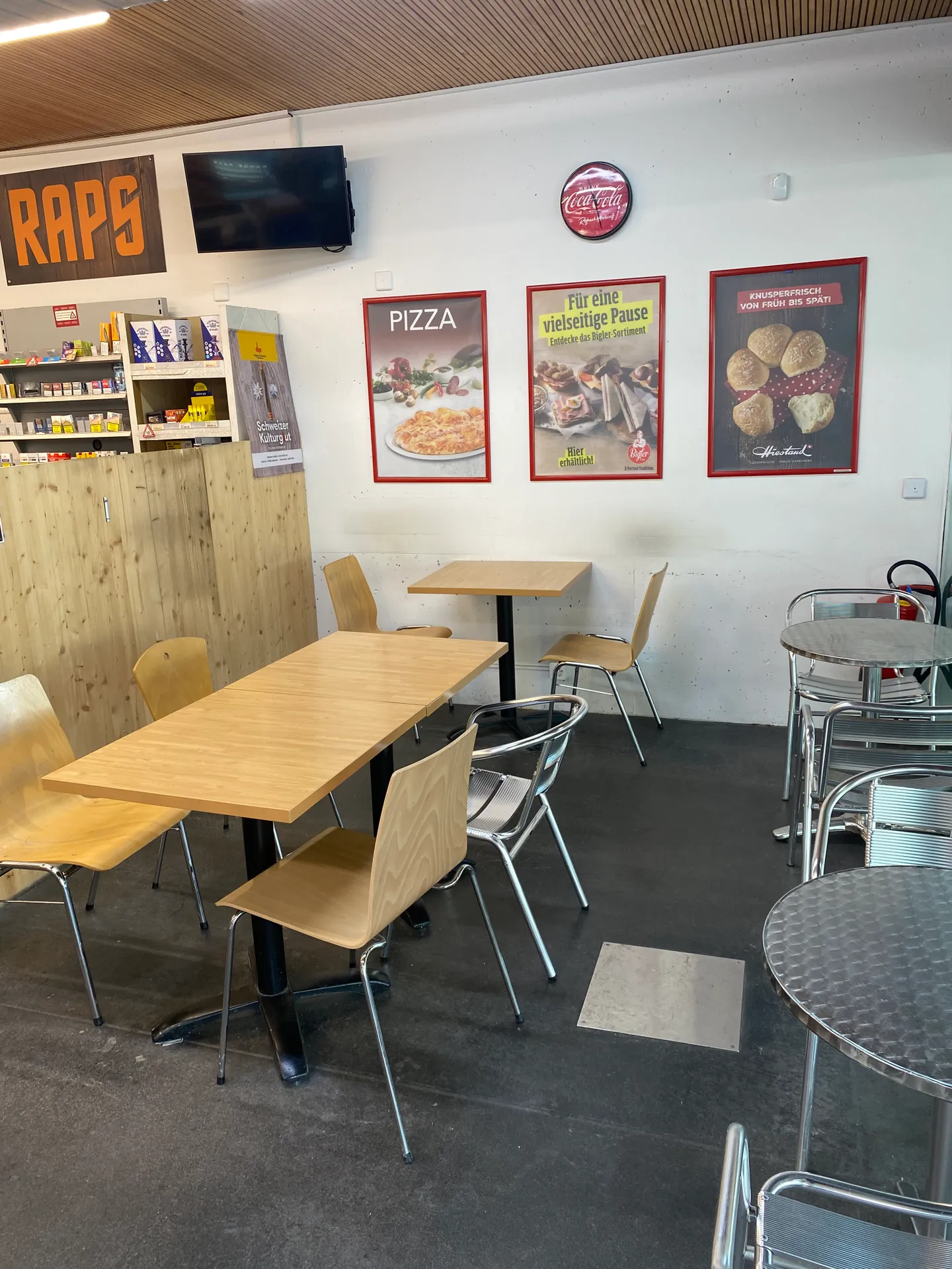 Property for sale - Photo 11 of 15