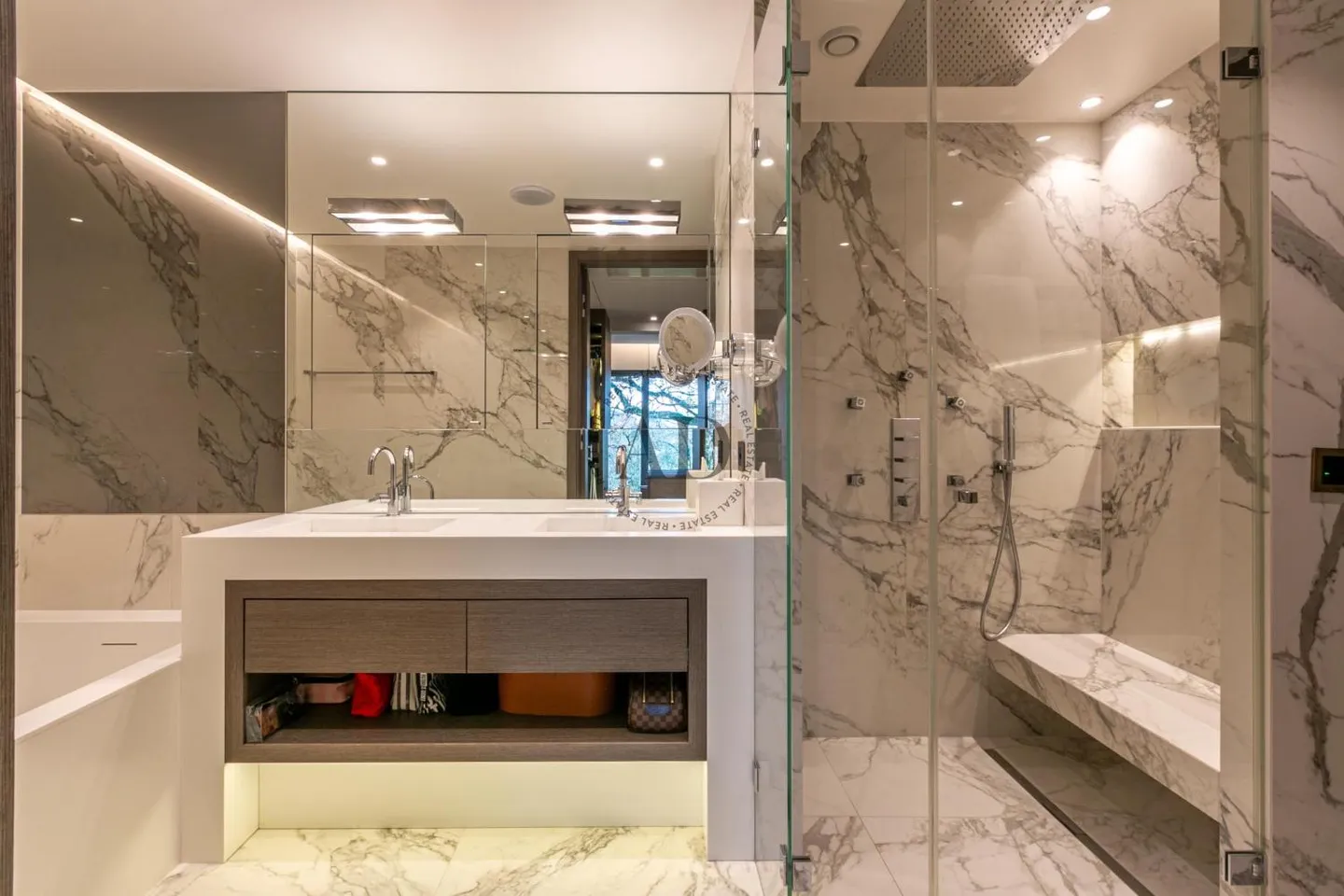 Attico eccezionale - Capolavoro architettonico - Foto 10 di 12