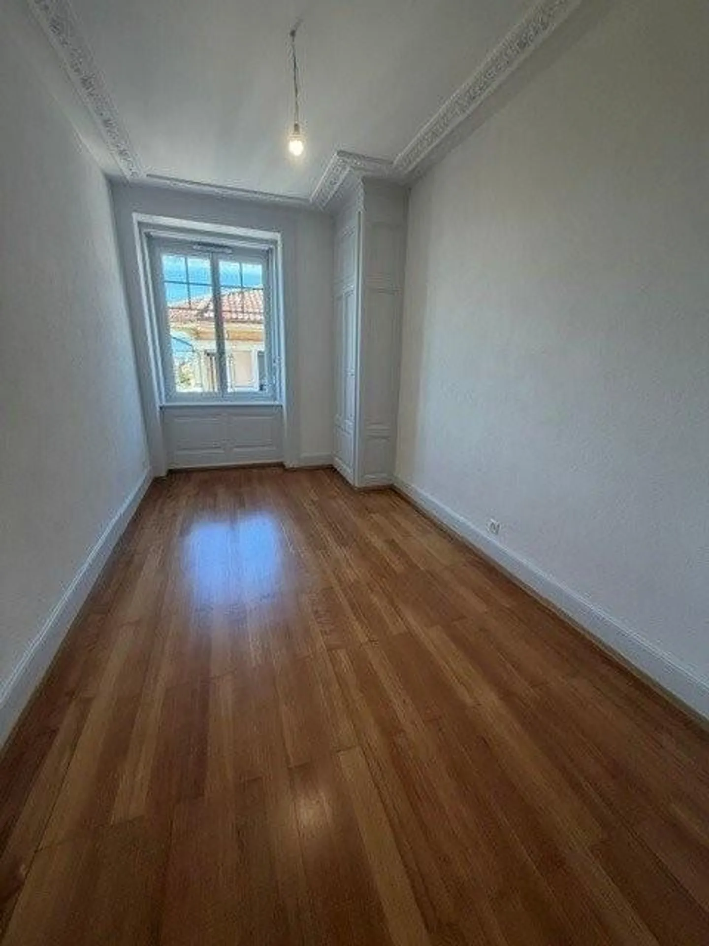Appartement 5 pièces charmant - Photo 4 sur 12