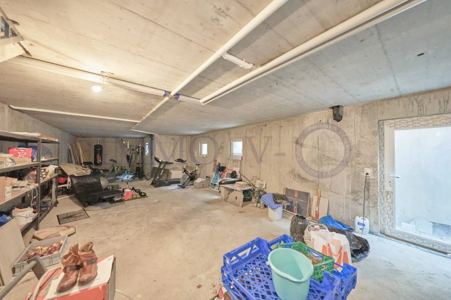 SPACIOUS HIGH-QUALITY PROPERTY IDEAL FOR FAMILIES - Photo 12 of 12