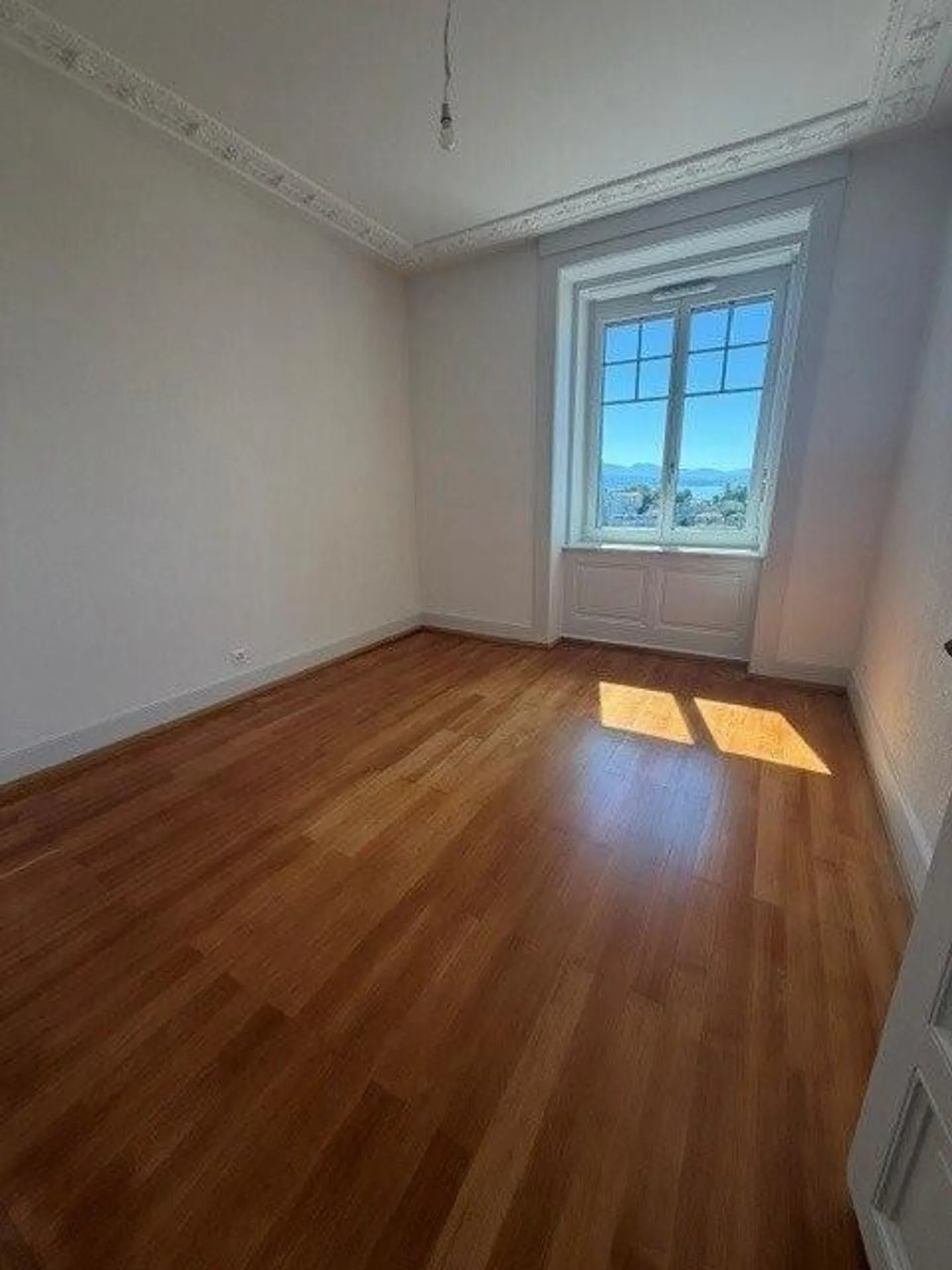 Appartement 5 pièces charmant - Photo 6 sur 12