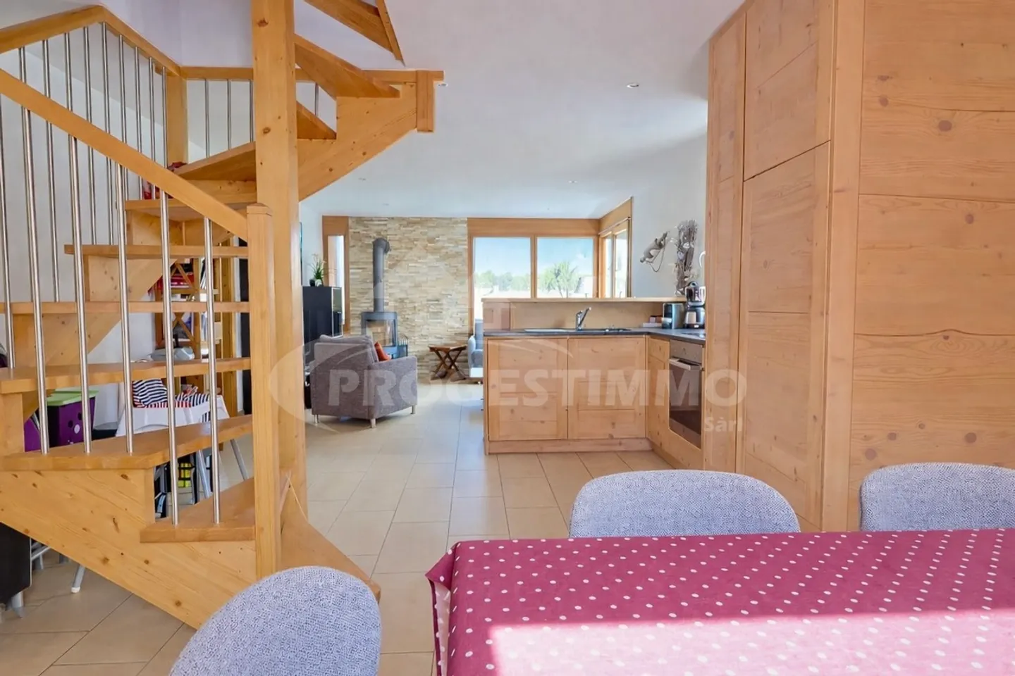 Appartement 4.5 pièces élégant - Photo 3 sur 11