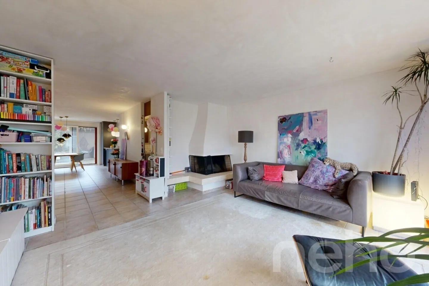 Maison de ville dans un quartier familial avec terrasse et jardin - Photo 3 sur 12