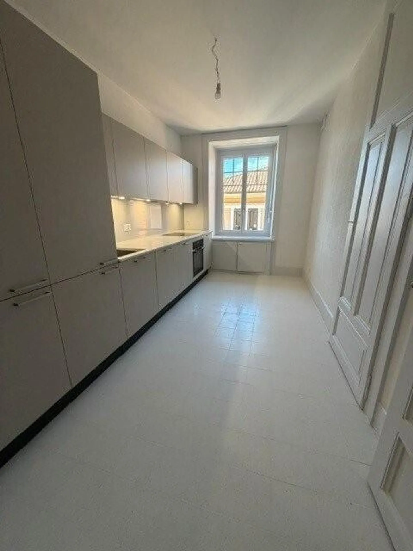 Appartement 5 pièces charmant - Photo 8 sur 12