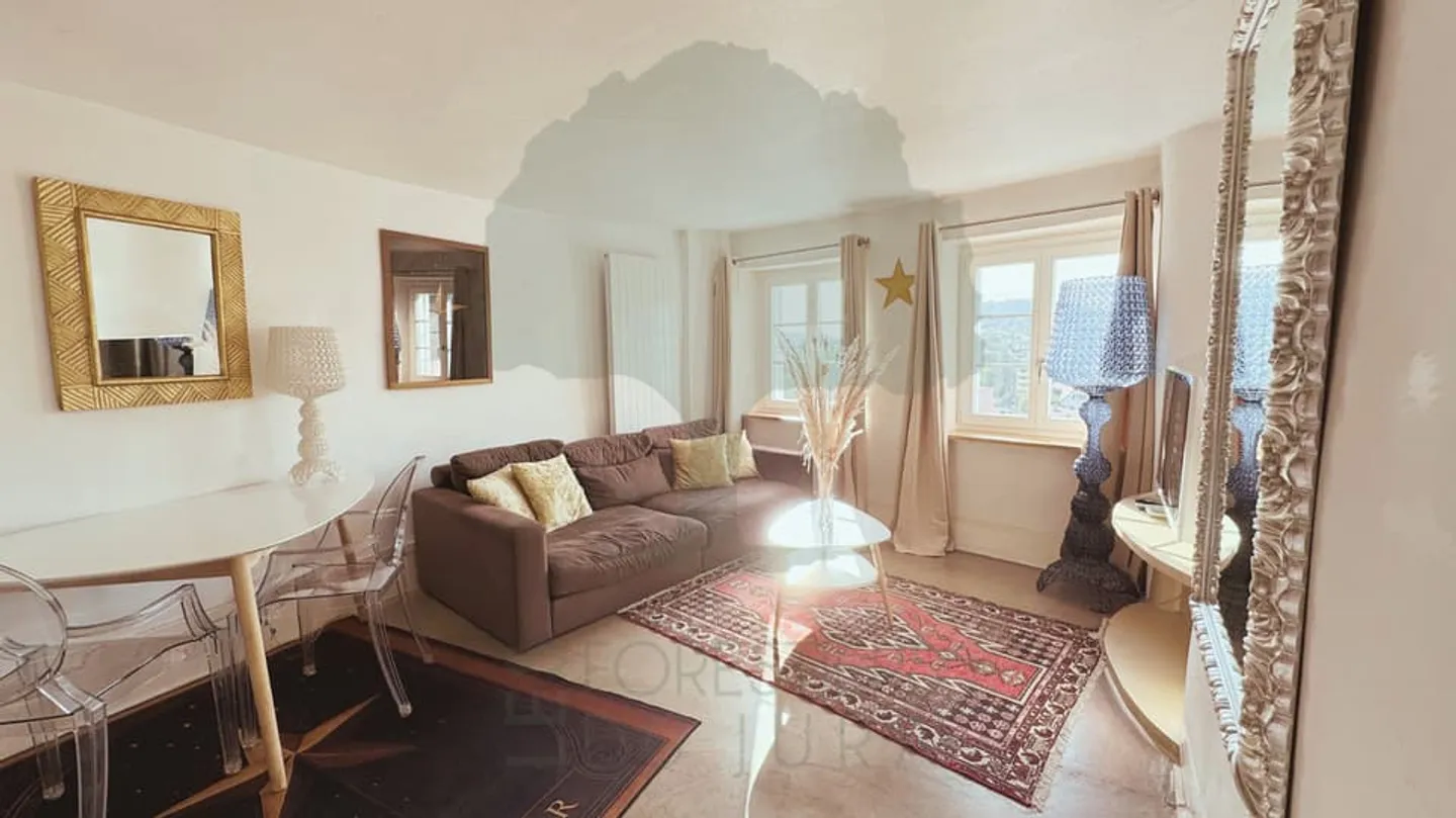 IN VENDITA - PROPRIETÀ ECCEZIONALE NEL CUORE DELL'AJOIE - Foto 12 di 13