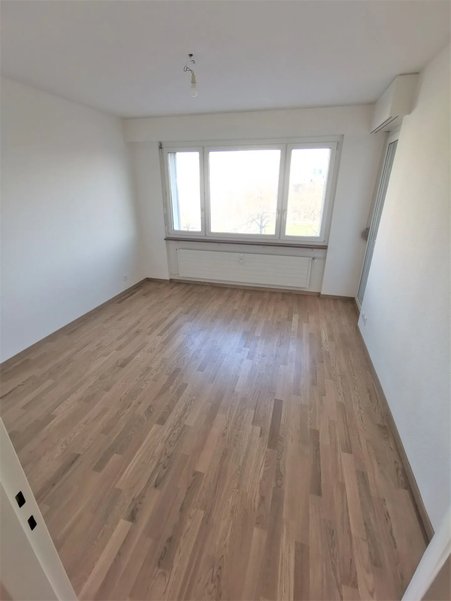 Appartement 3.5 pièces au Voltaplatz - Photo 3 sur 5