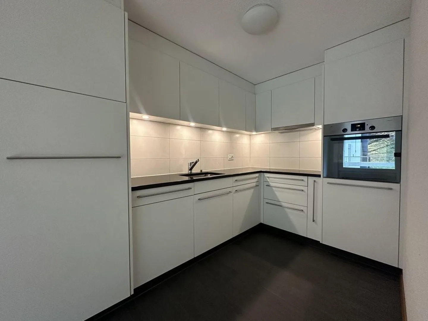 Modernes Apartment in grüner Lage - Foto 3 von 9