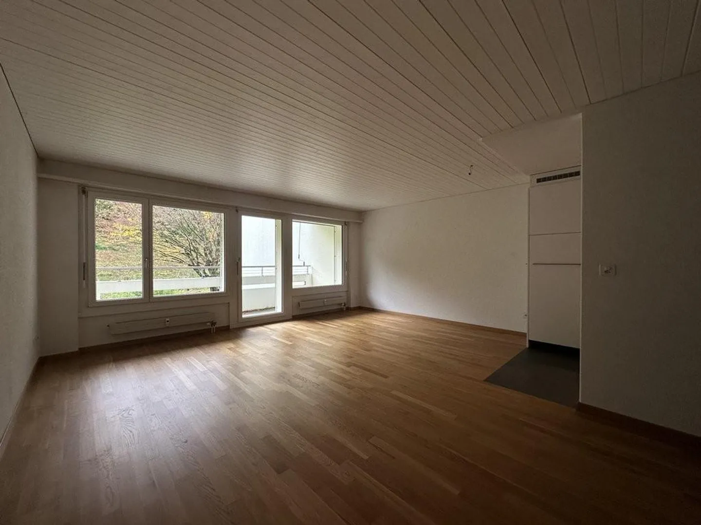 Modernes Apartment in grüner Lage - Foto 5 von 9