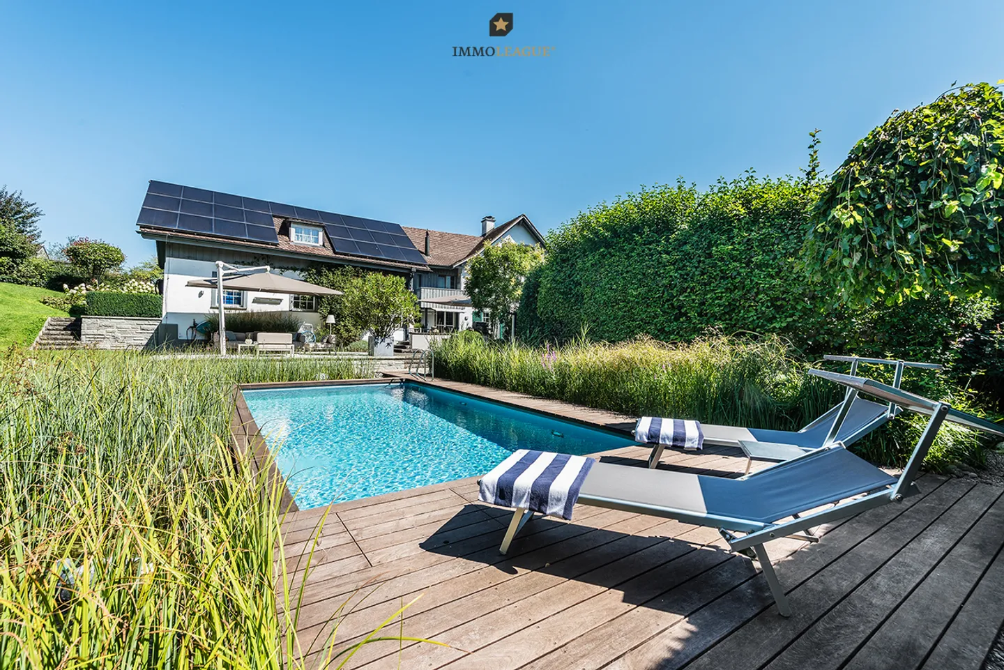 Einzigartiges Riegelhaus-Anwesen mit Pool. Eine echte Seltenheit. - Foto 3 von 9