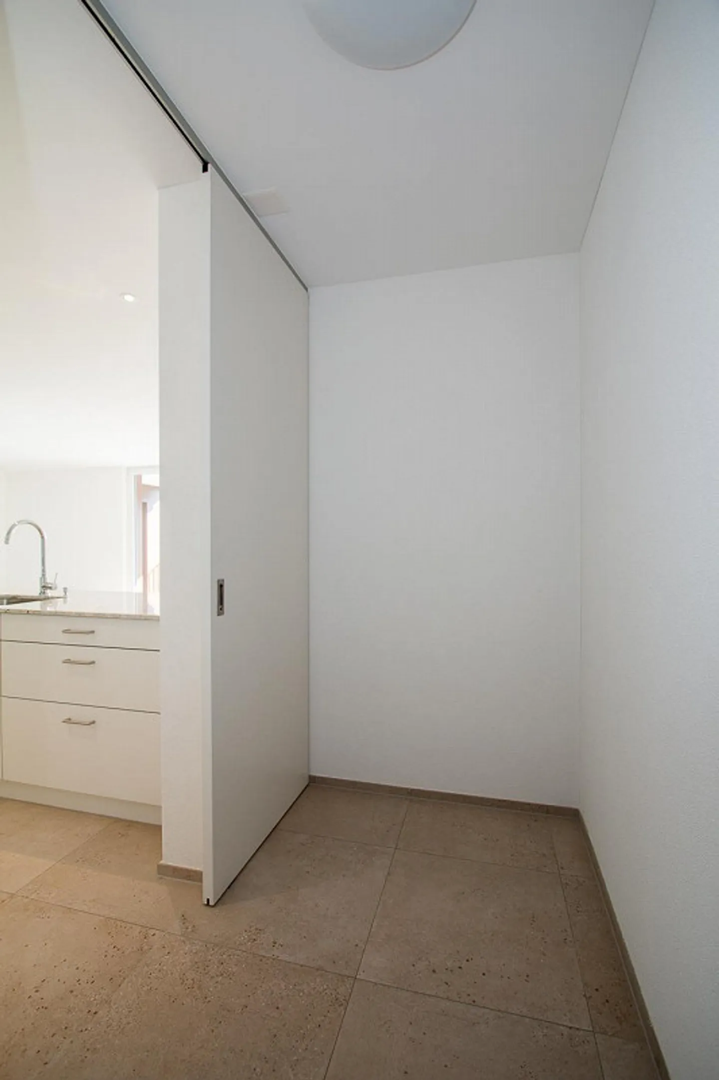 Helle 3.5-Zimmer-Wohnung im Erdgeschoss! - Foto 8 von 16