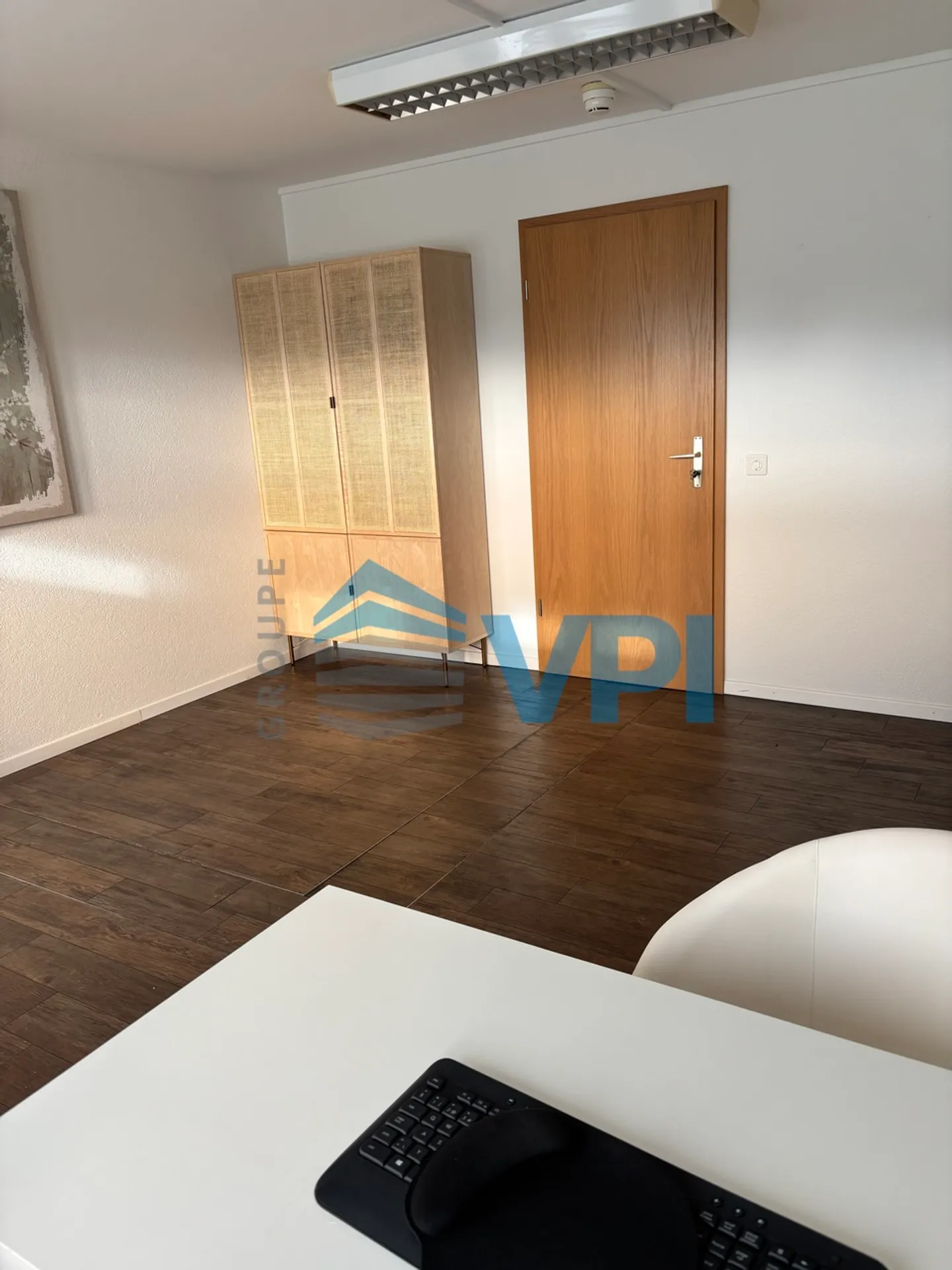 Local office cabinet for rent in Chavannes - Photo 3 of 5