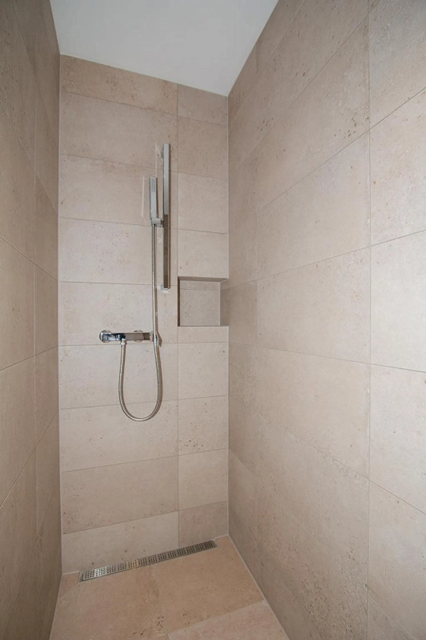 Helle 3.5-Zimmer-Wohnung im Erdgeschoss! - Foto 13 von 16