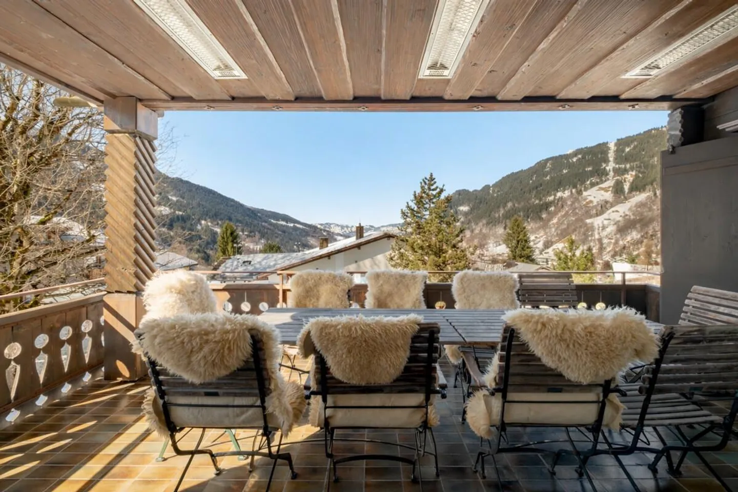 Klosters : Appartement chalet avec vue imprenable sur les montagnes - Photo 3 sur 6