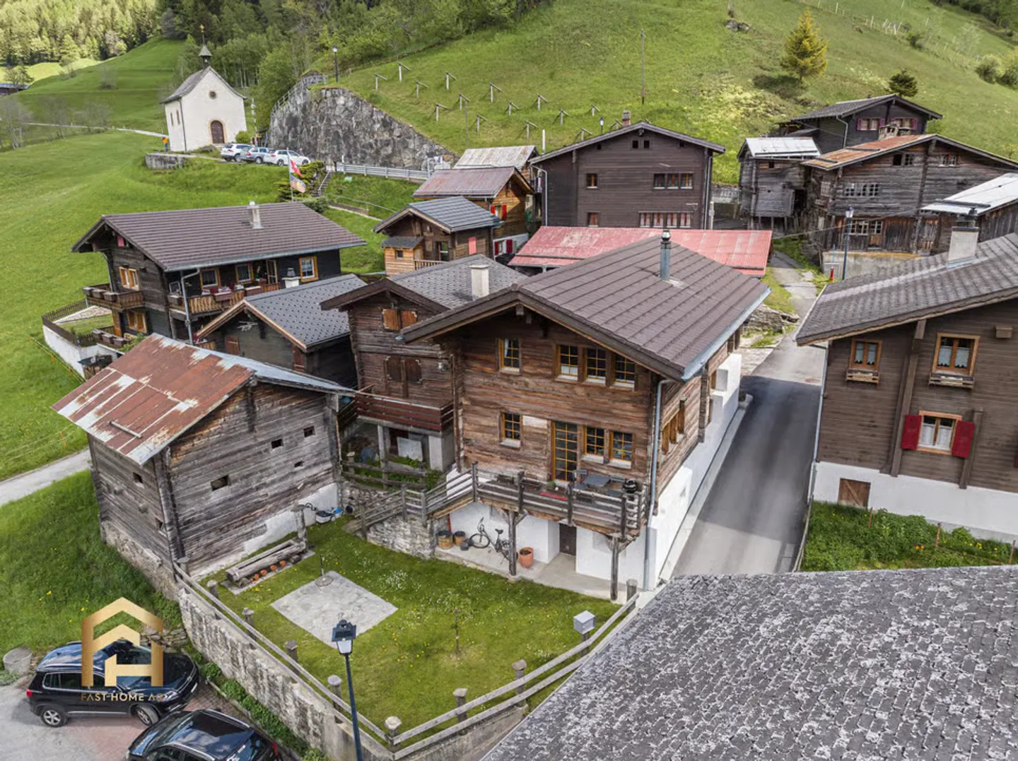 Charmantes Haus in Grengiols - Foto 1 von 13