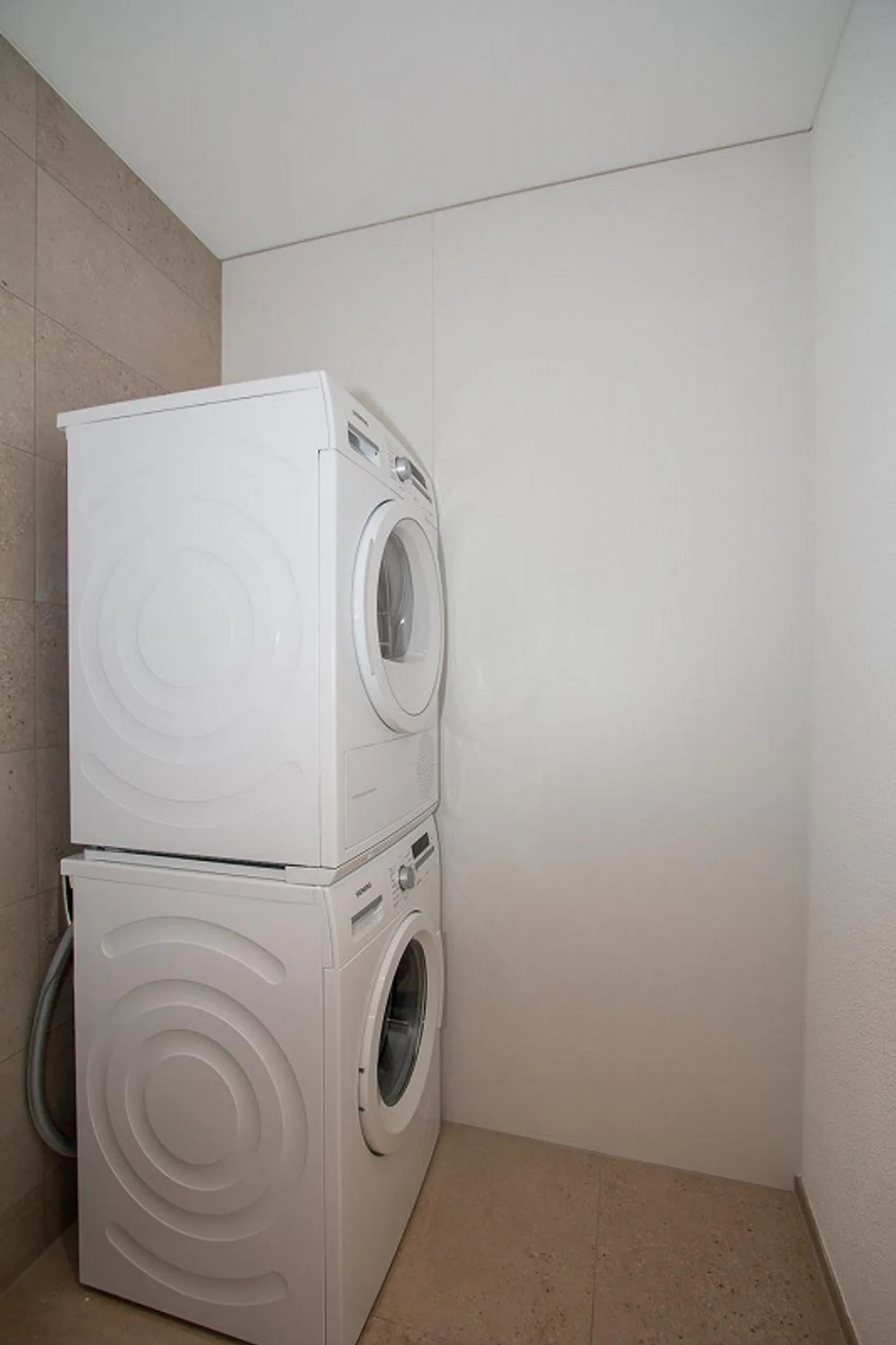 Helle 3.5-Zimmer-Wohnung im Erdgeschoss! - Foto 15 von 16