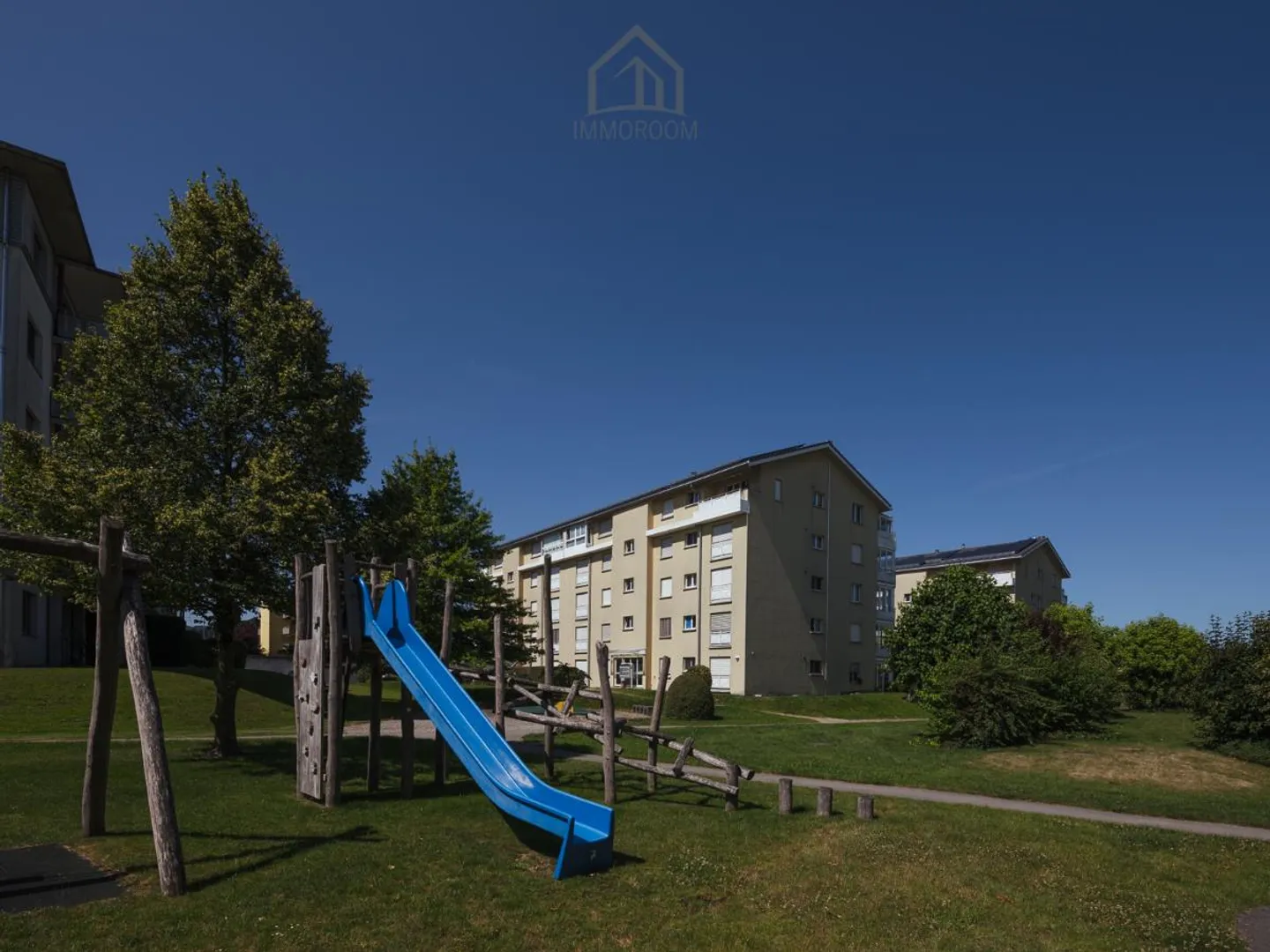 Modern 3.5-room apartment in a quiet and family-friendly location - Photo 8 of 9