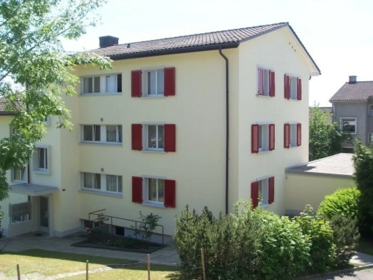Bel appartement dans un emplacement calme - Photo 1 sur 5