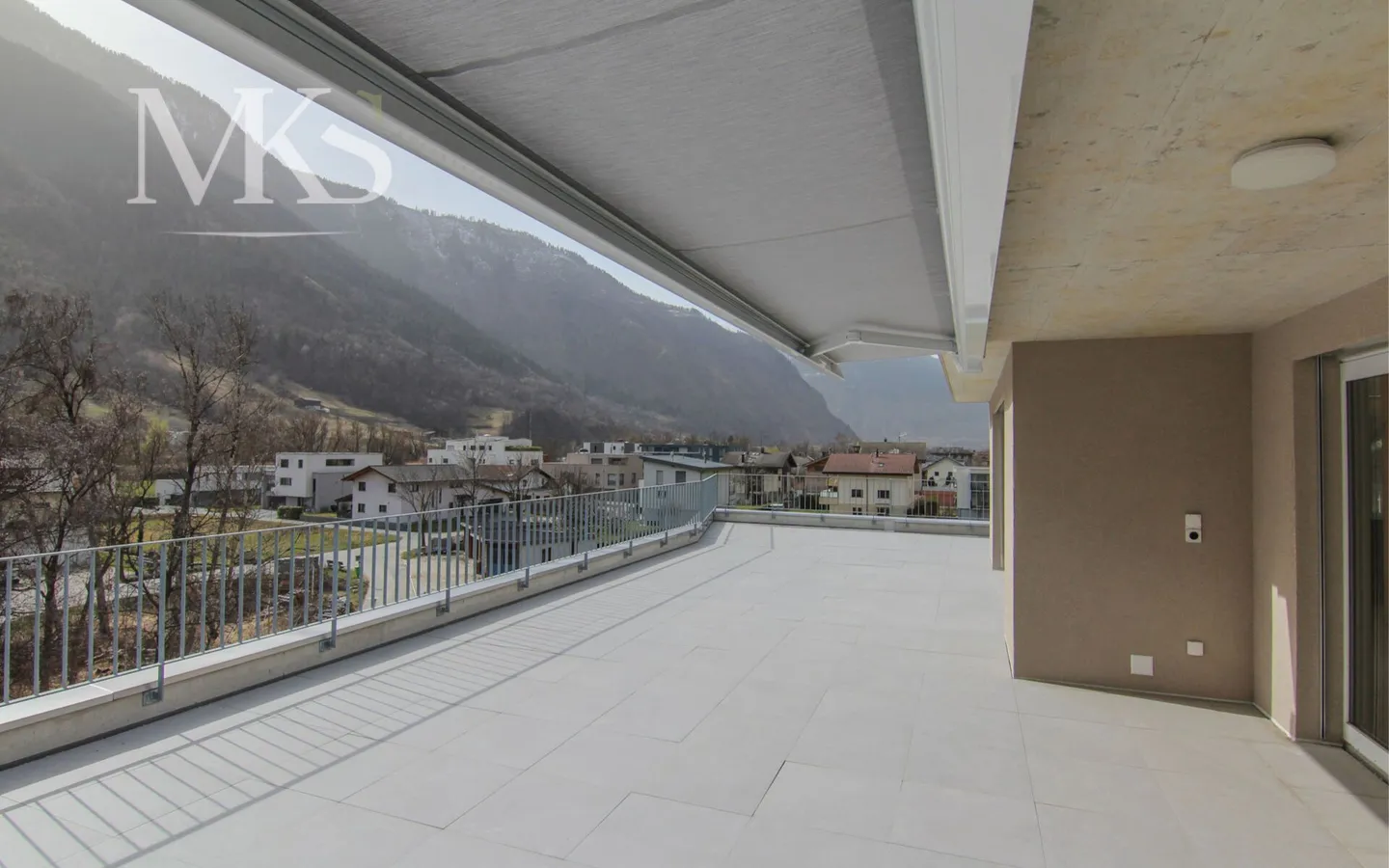 Stilvolle Attikawohnung mit Aussicht - Foto 4 von 23
